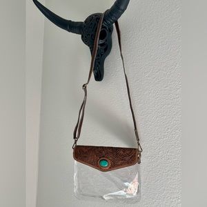 Stadium purse